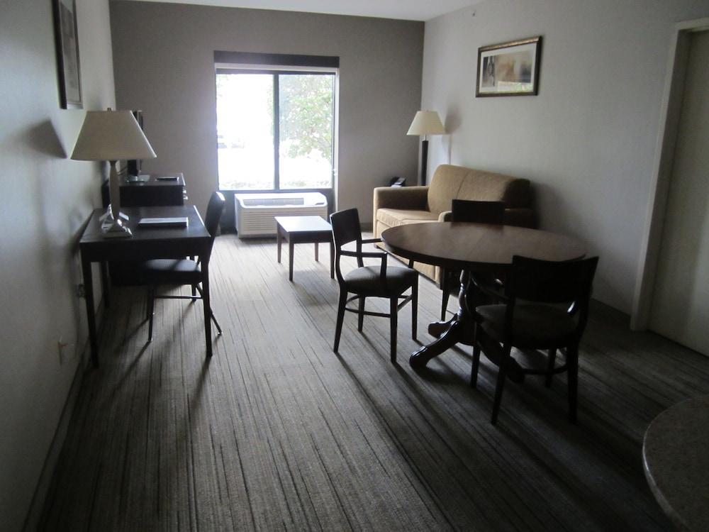 Express & Placid By Ihg Hotel Lake Placid