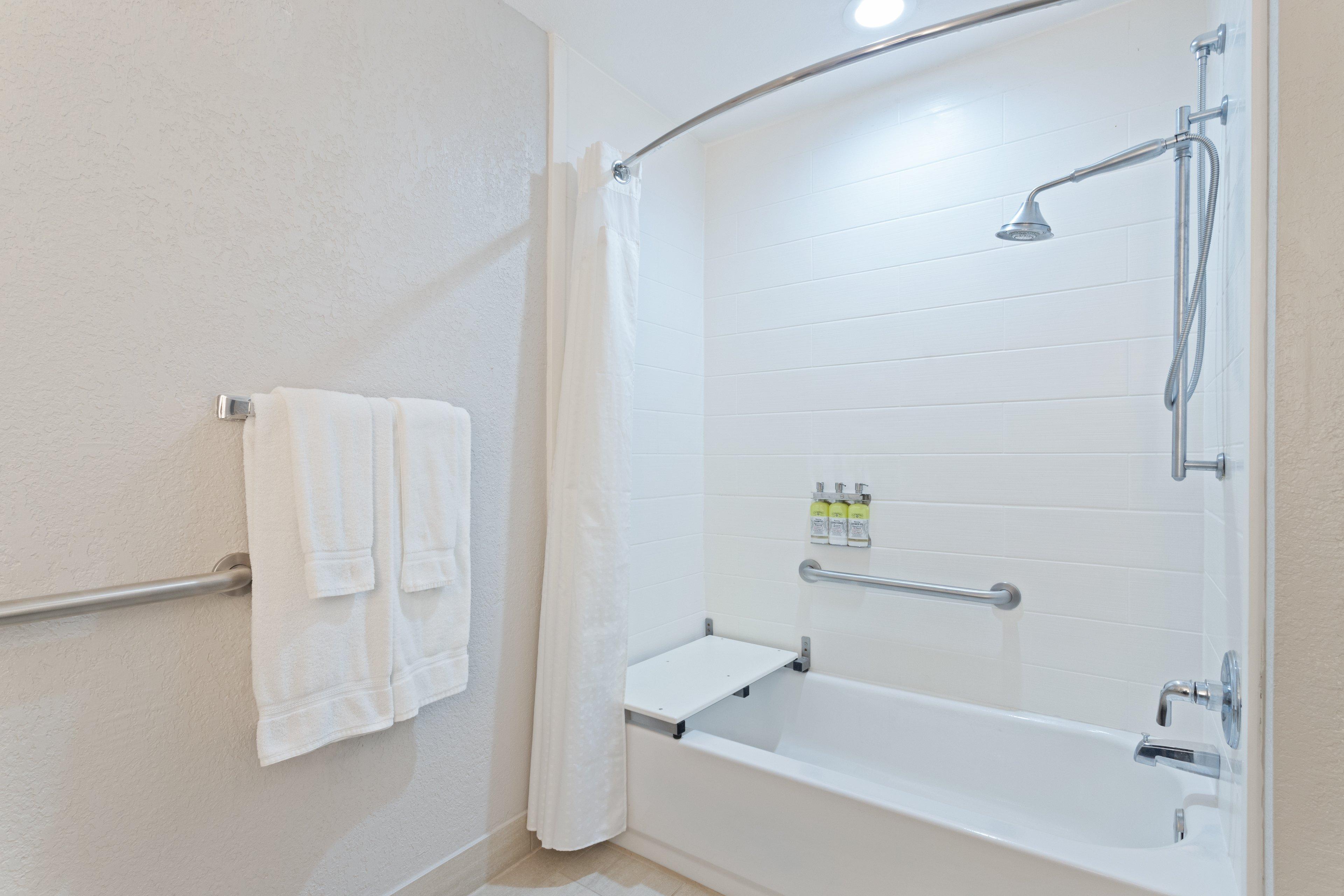 Express & Placid By Ihg