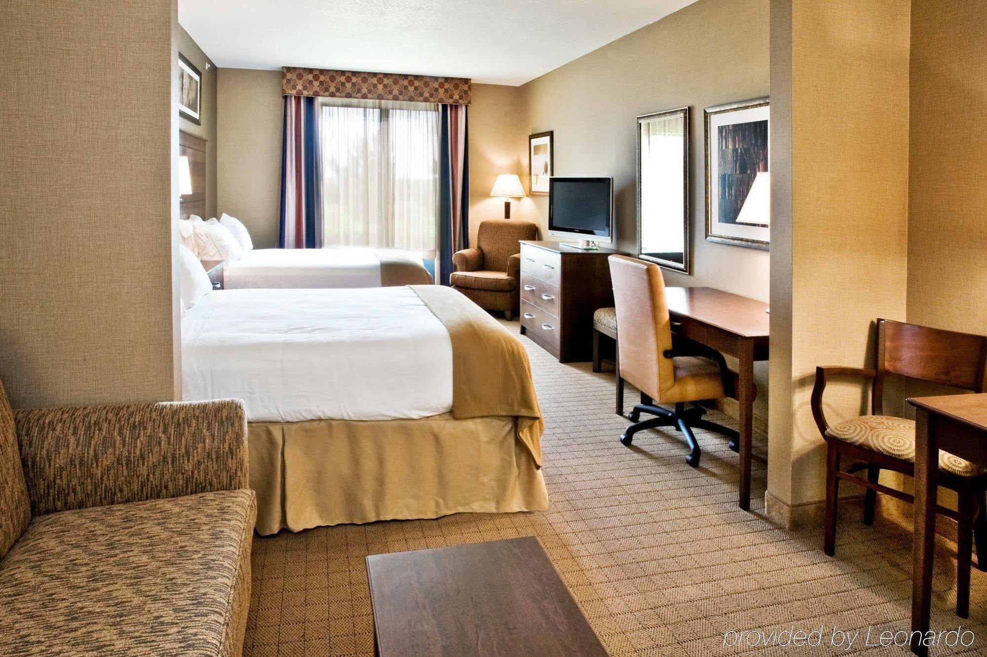 Hotel Express & Placid By Ihg
