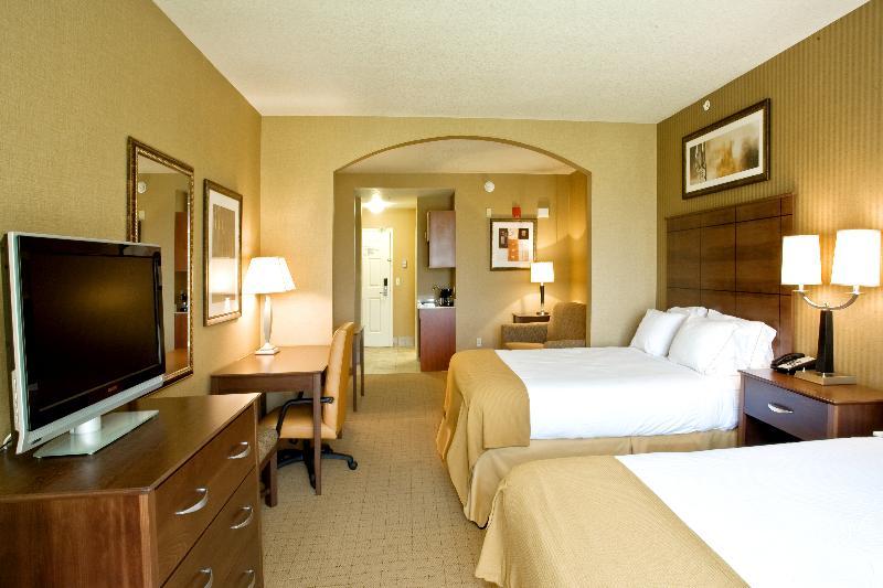 Express & Placid By Ihg Hotel Lake Placid
